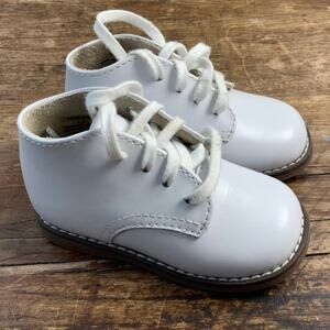 Footmates Todd White Leather‎ Oxford Boys shoes size 4